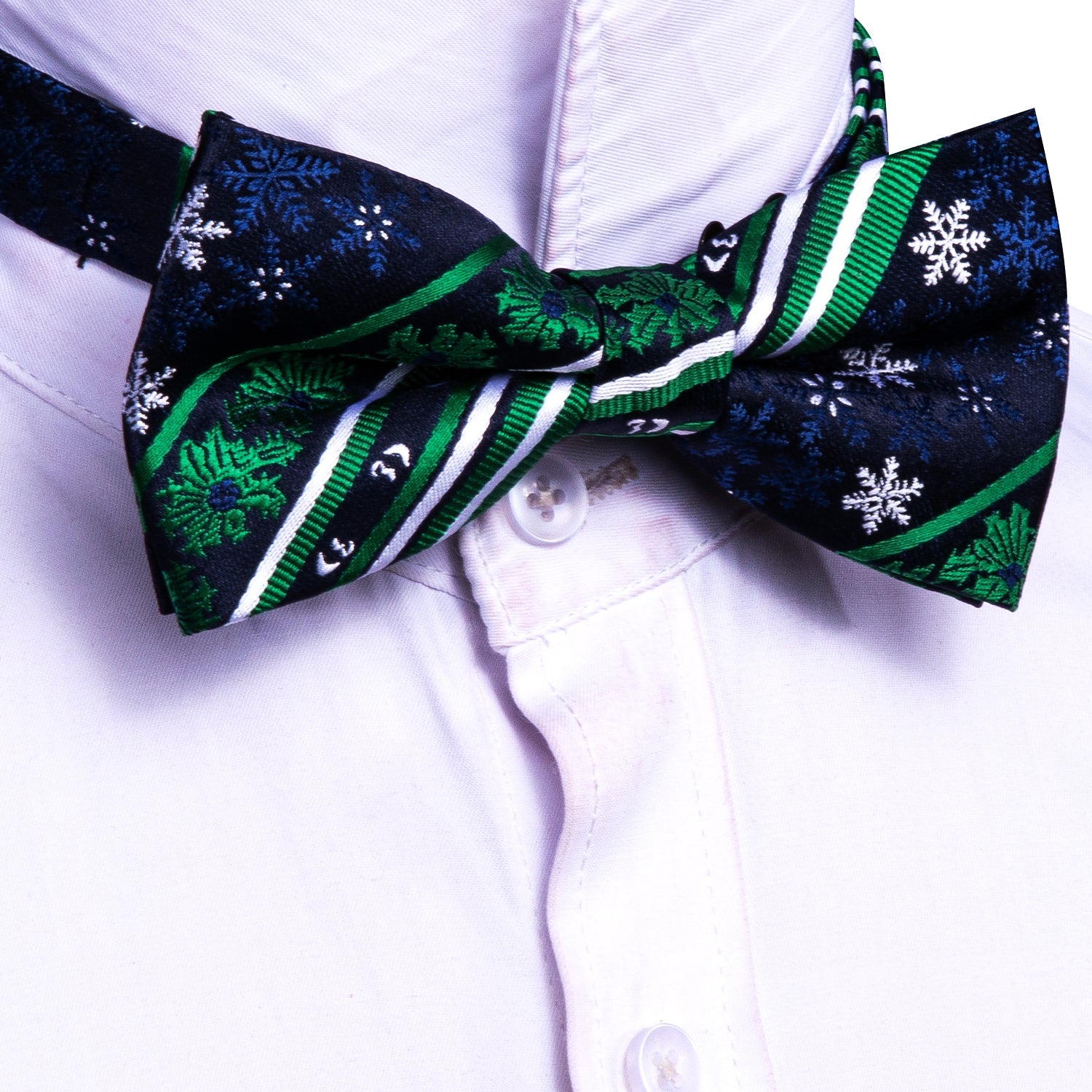 Barry Wang Christmas Blue Green Snowflake Silk Bow Tie Hanky Cufflinks Set