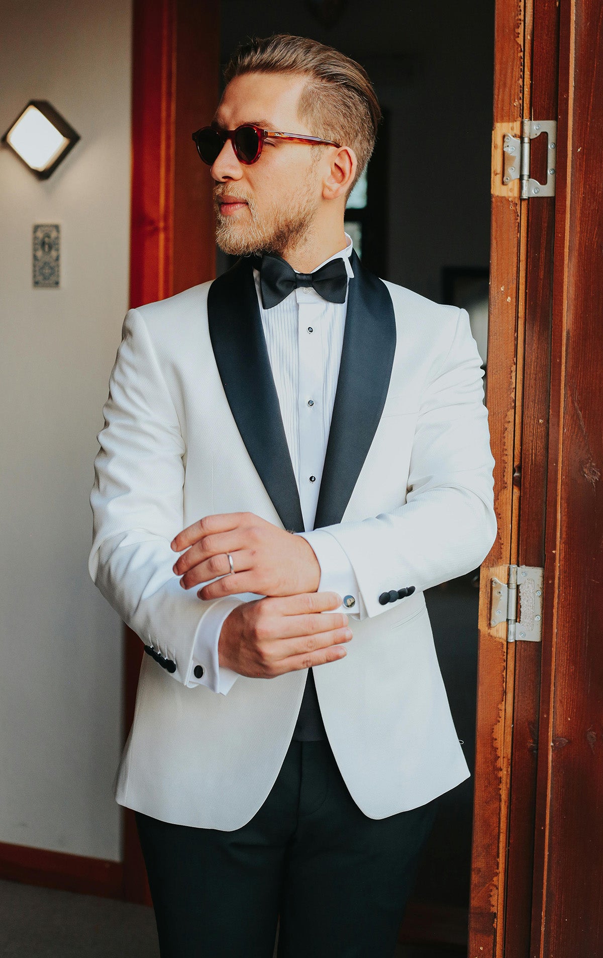 mens white suit for wedding